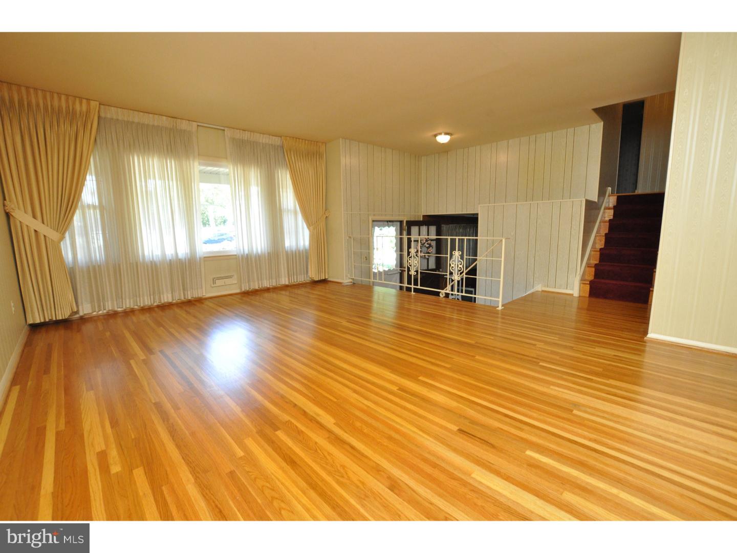 112 Haines Mill Road Delran, NJ 08075 - Photo 2 of 16