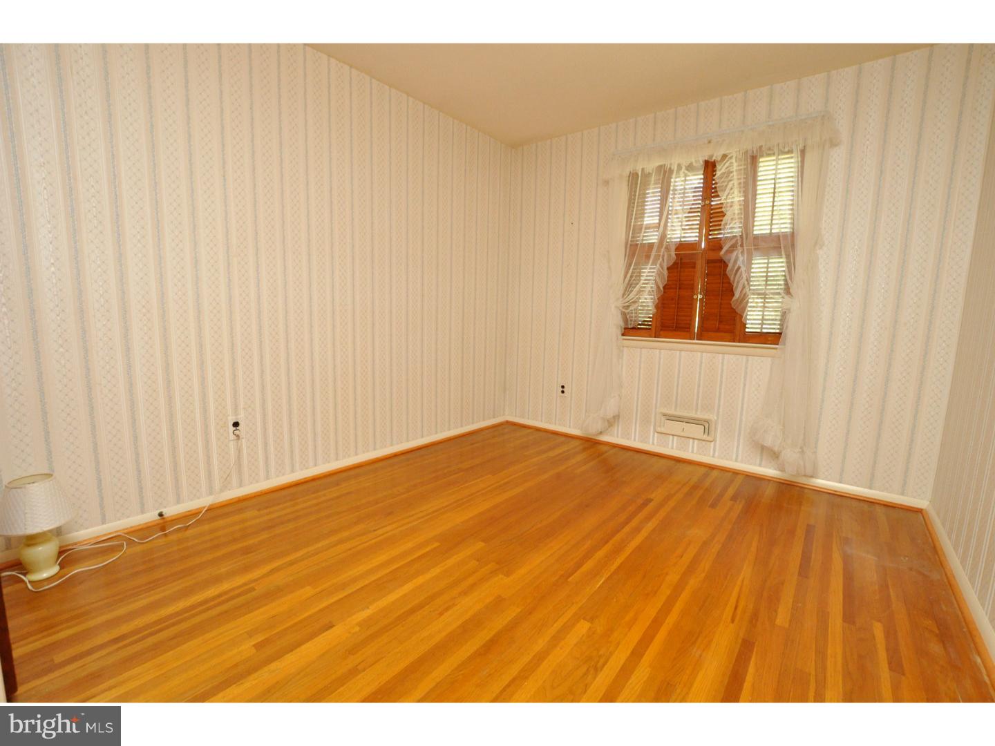112 Haines Mill Road Delran, NJ 08075 - Photo 12 of 16