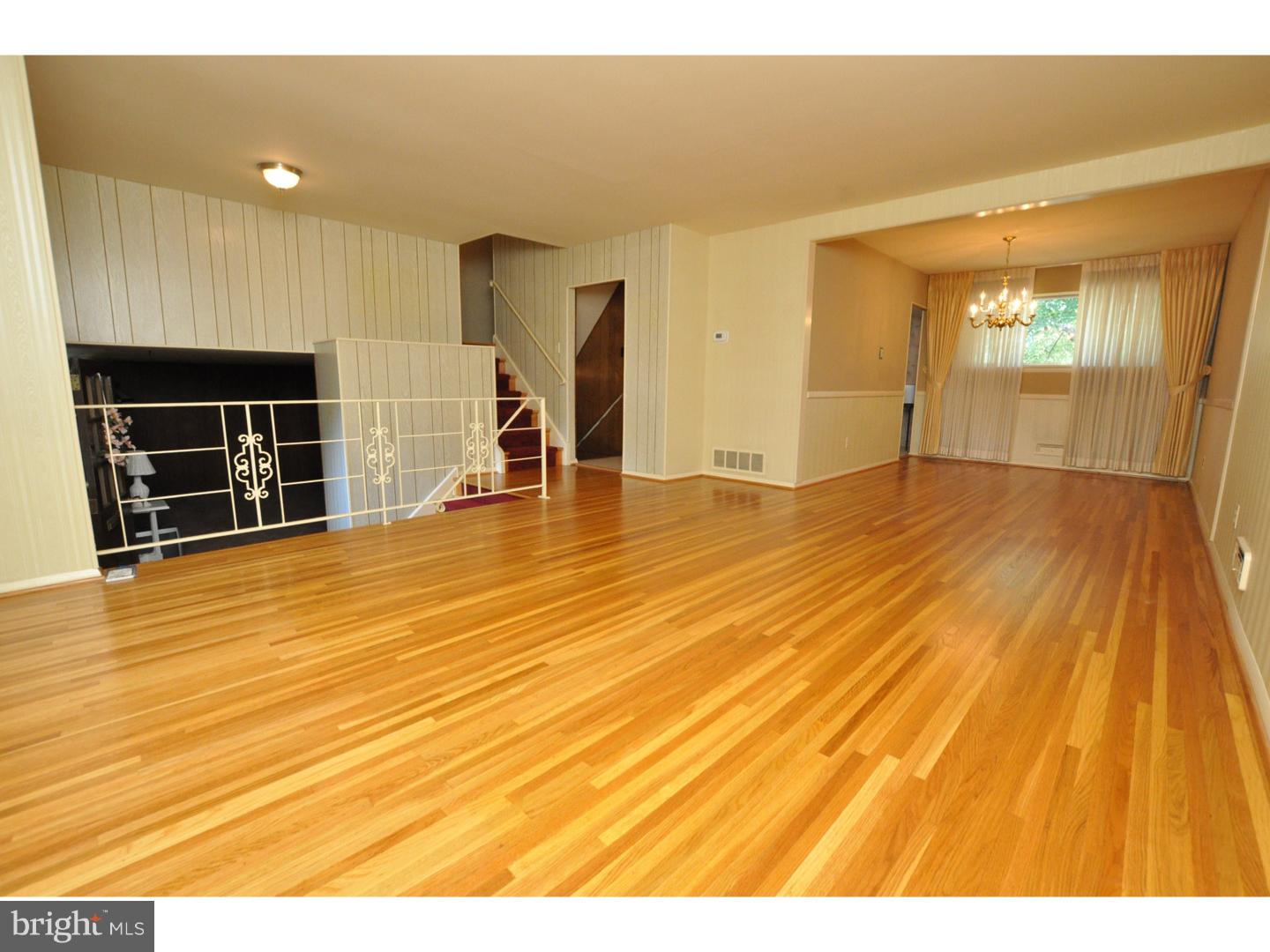 112 Haines Mill Road Delran, NJ 08075 - Photo 3 of 16