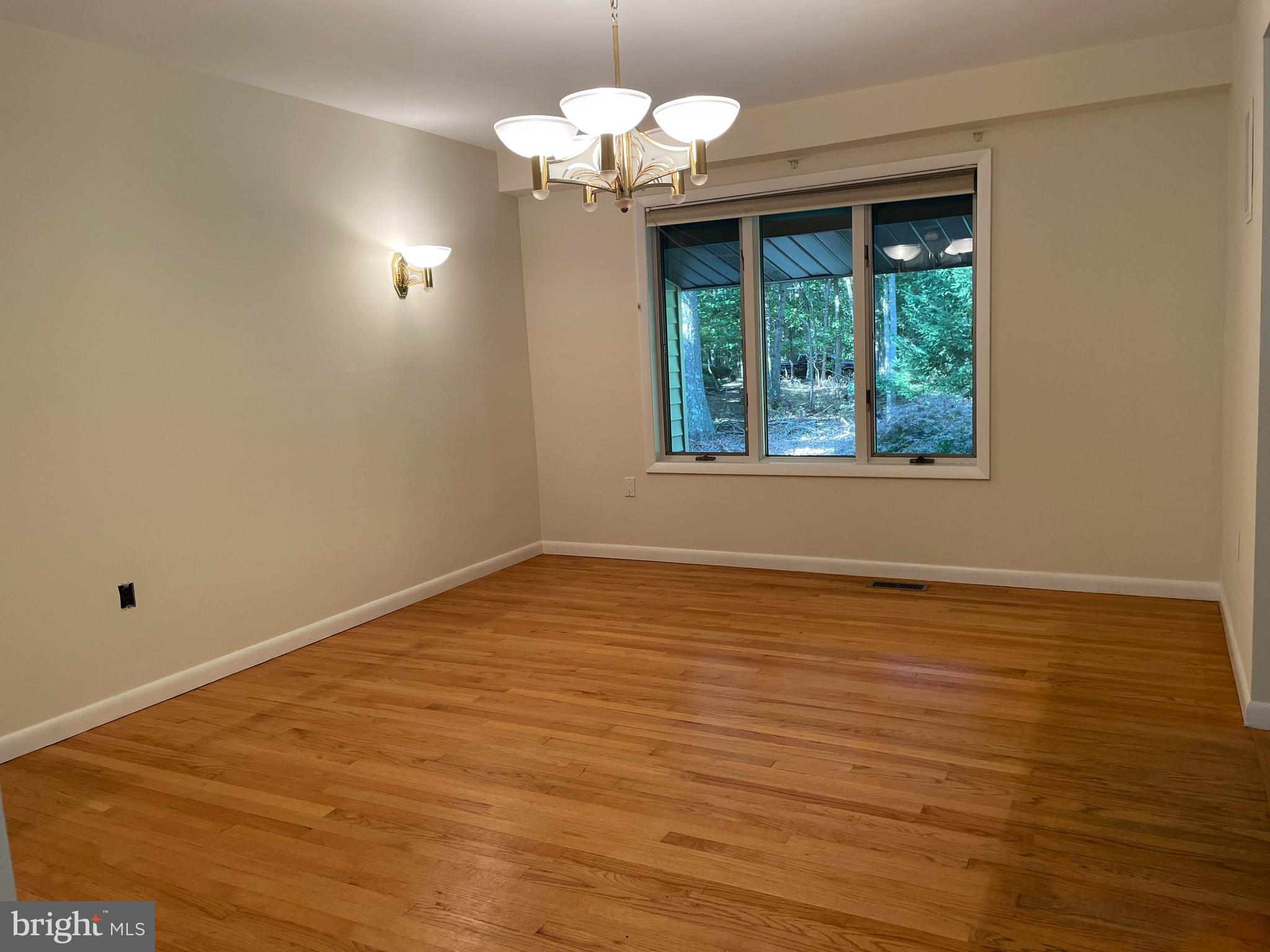 882 Whitehall Road Newfield, NJ 08344 - Photo 16 of 66 Dining Room