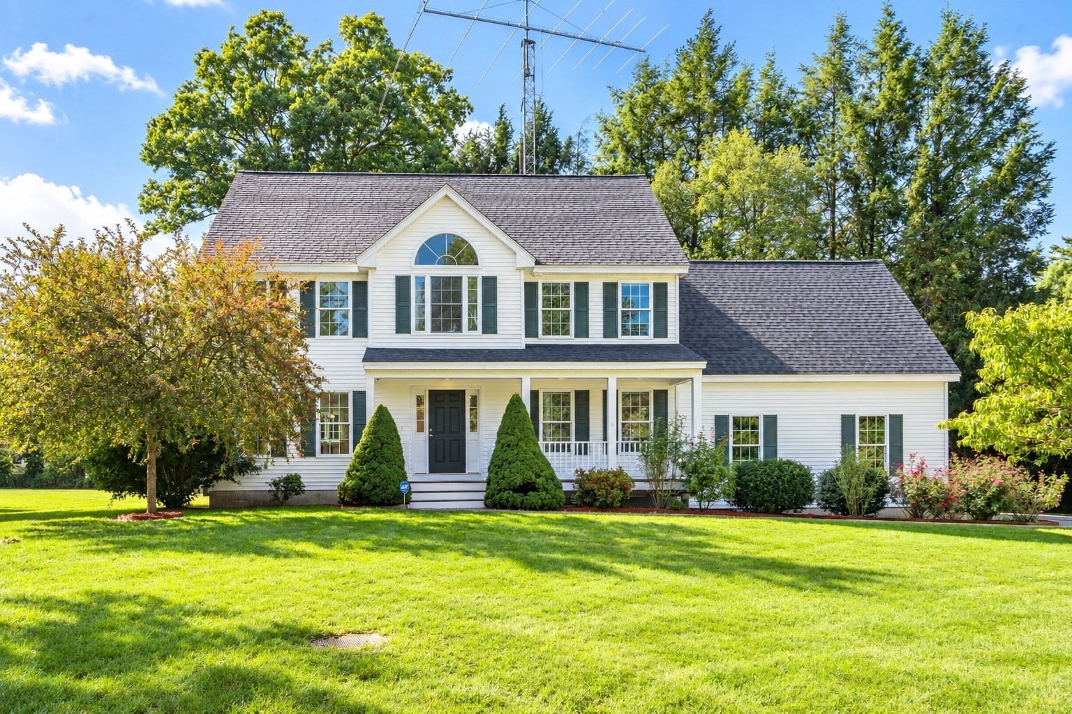 10 B Henley Road Acton, MA 01720 - Photo 1 of 39 Gallery Image 1