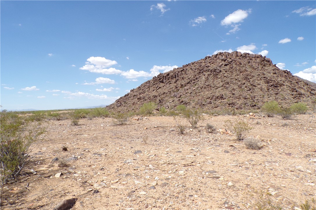 10638 Cascabel Road Yucca, AZ 86438 - Photo 25 of 60 Gallery Image 25