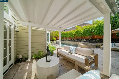 $1,948,000 | 415 Skycrest Drive, Danville, CA 94506