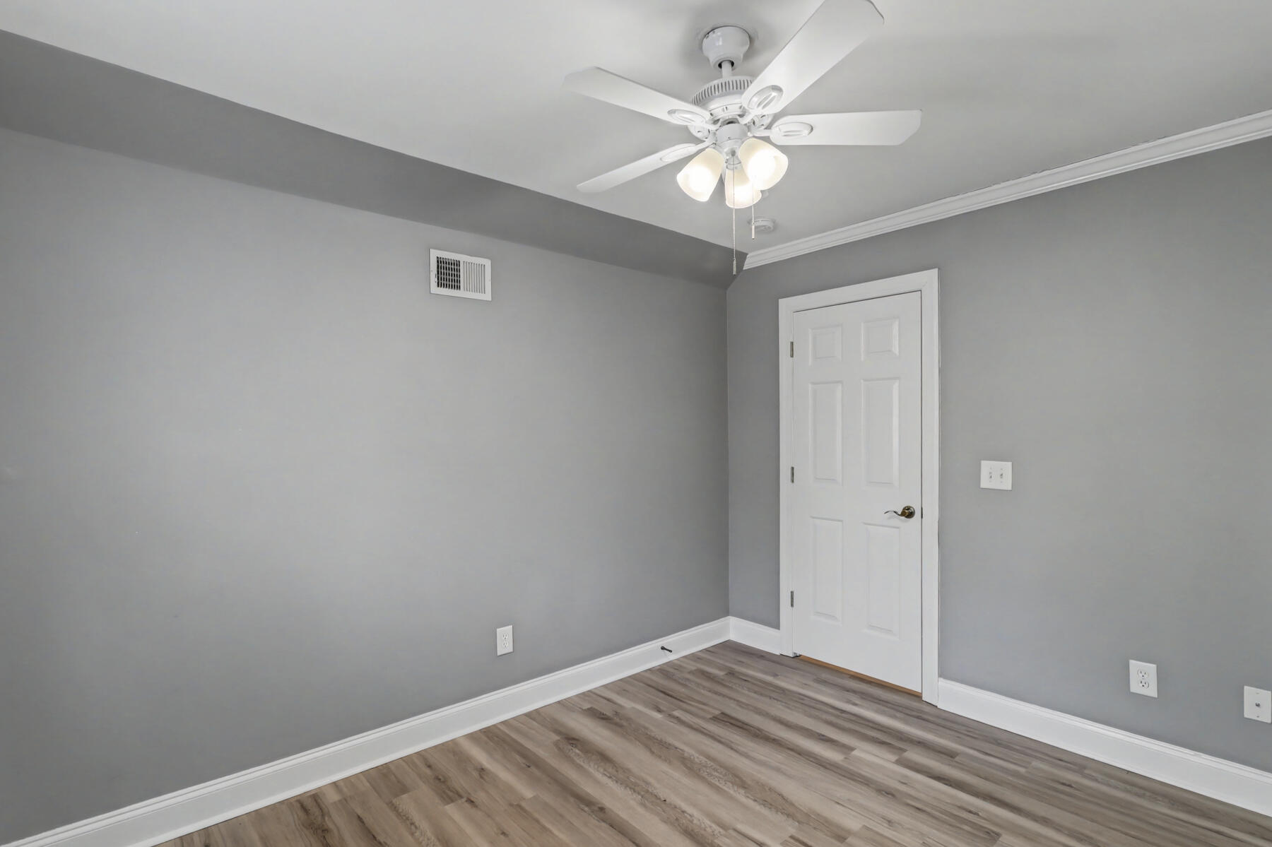 2101 Tibbett Court Charleston, SC 29414 - Photo 17 of 25 11