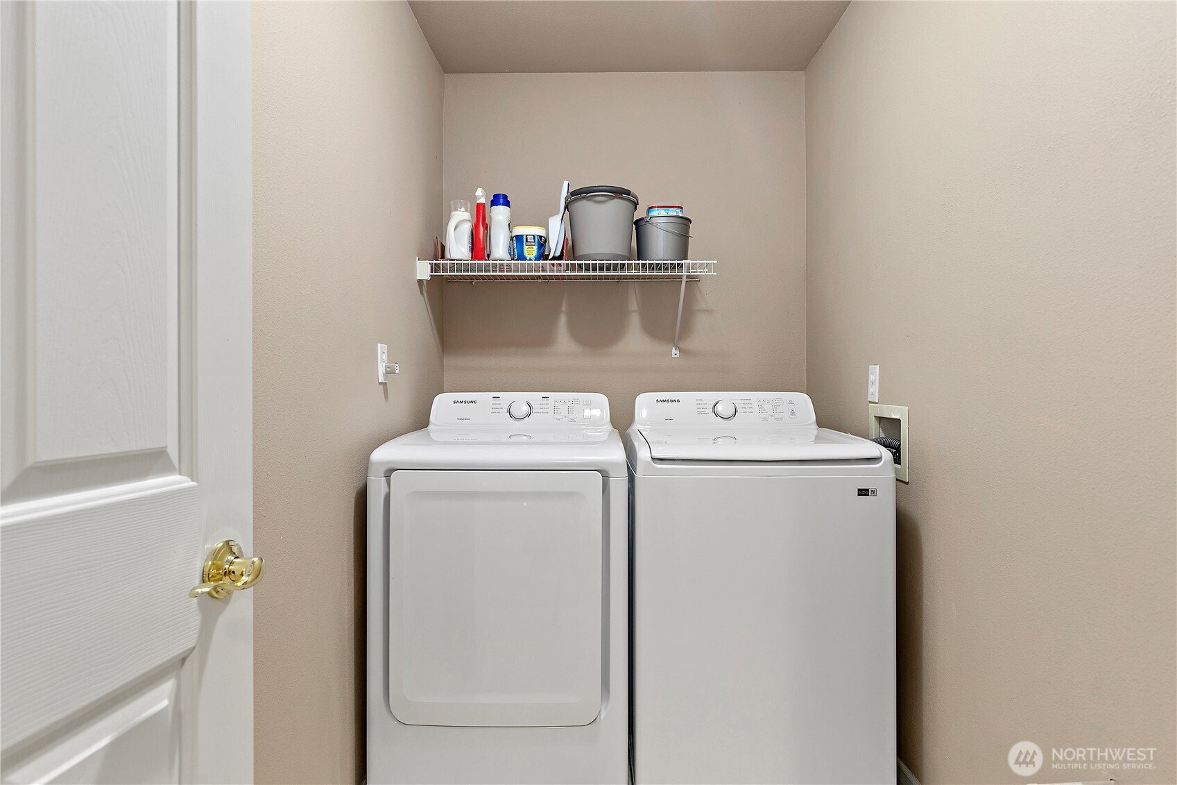 10311 Northeast 156th Place Bothell, WA 98011 - Photo 14 of 34