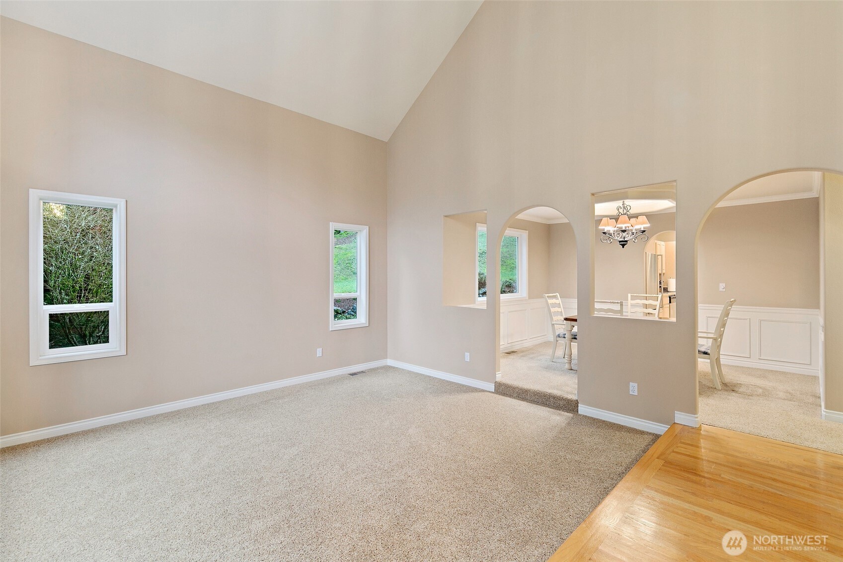 10311 Northeast 156th Place Bothell, WA 98011 - Photo 7 of 34