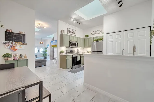 a view of entryway and hall