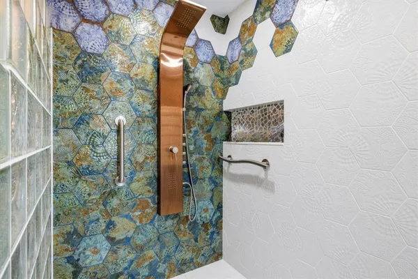 $389,000 | 3496 3rd Place, Vero Beach, FL 32968