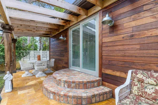 $389,000 | 3496 3rd Place, Vero Beach, FL 32968