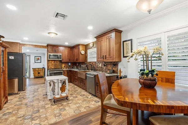 $389,000 | 3496 3rd Place, Vero Beach, FL 32968