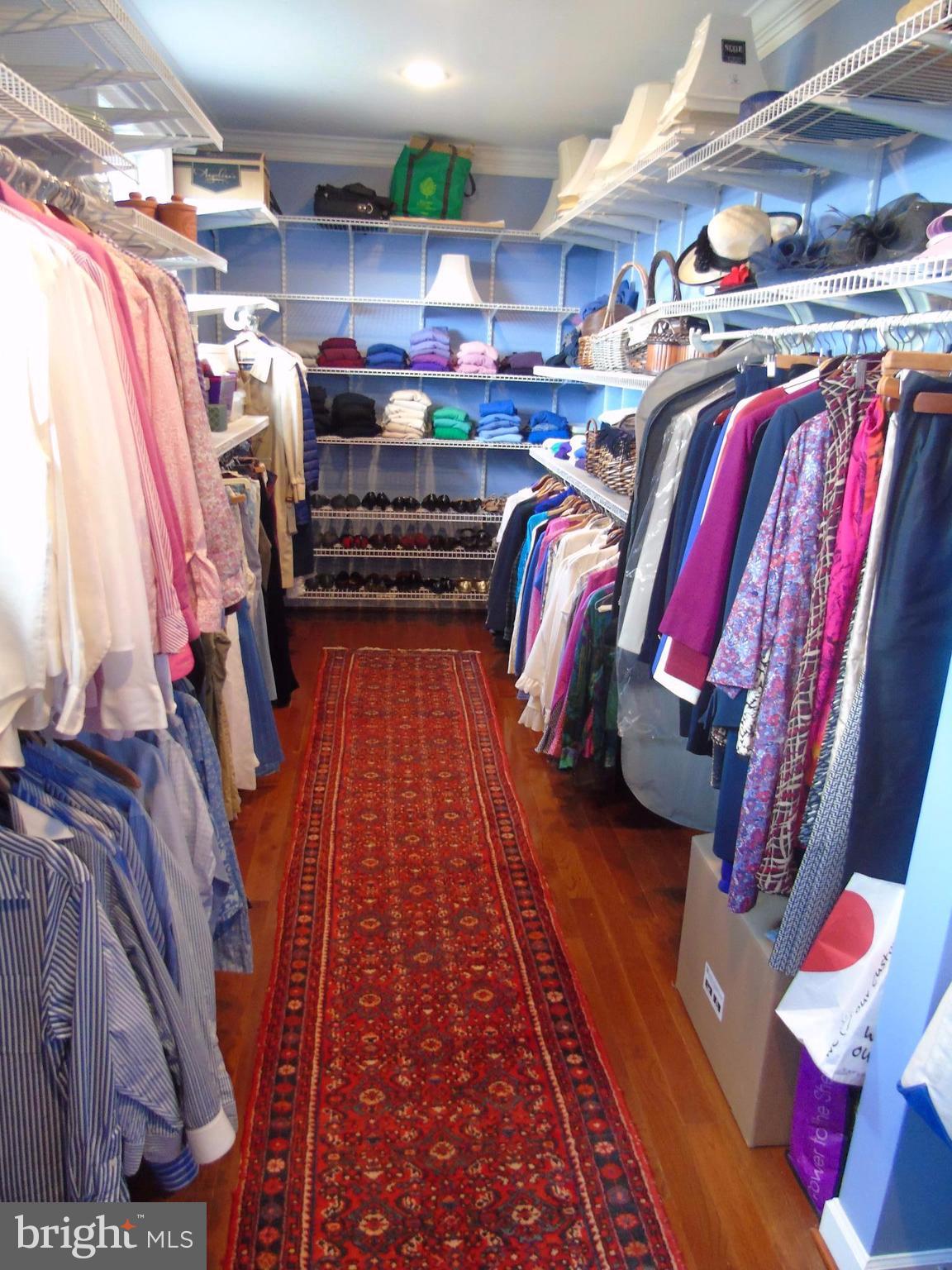 5881 Keyser Road Hume, VA 22639 - Photo 16 of 30 Closet Master