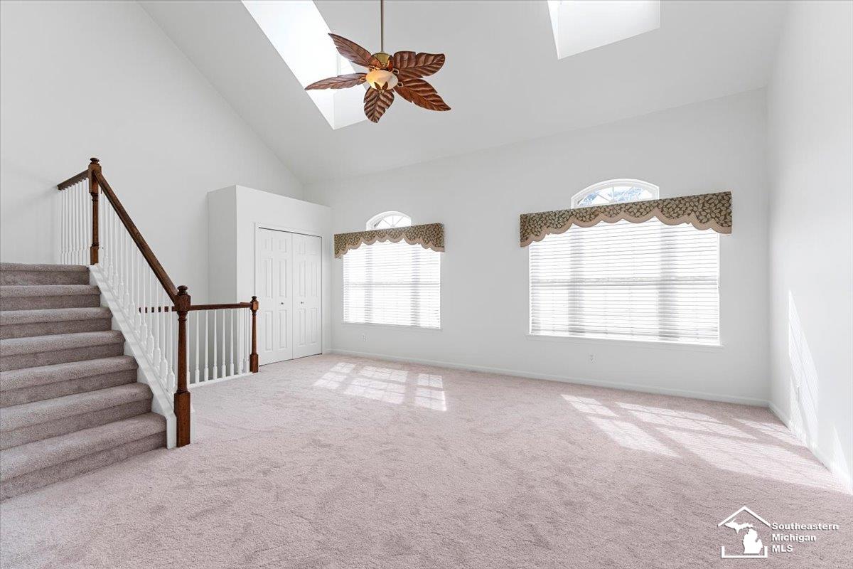 2767 Riverside Court Trenton, MI 48183 - Photo 8 of 46 50200895-62df1bc0-5674-4656-ad0a-ef1cf88ba8c8.JPG