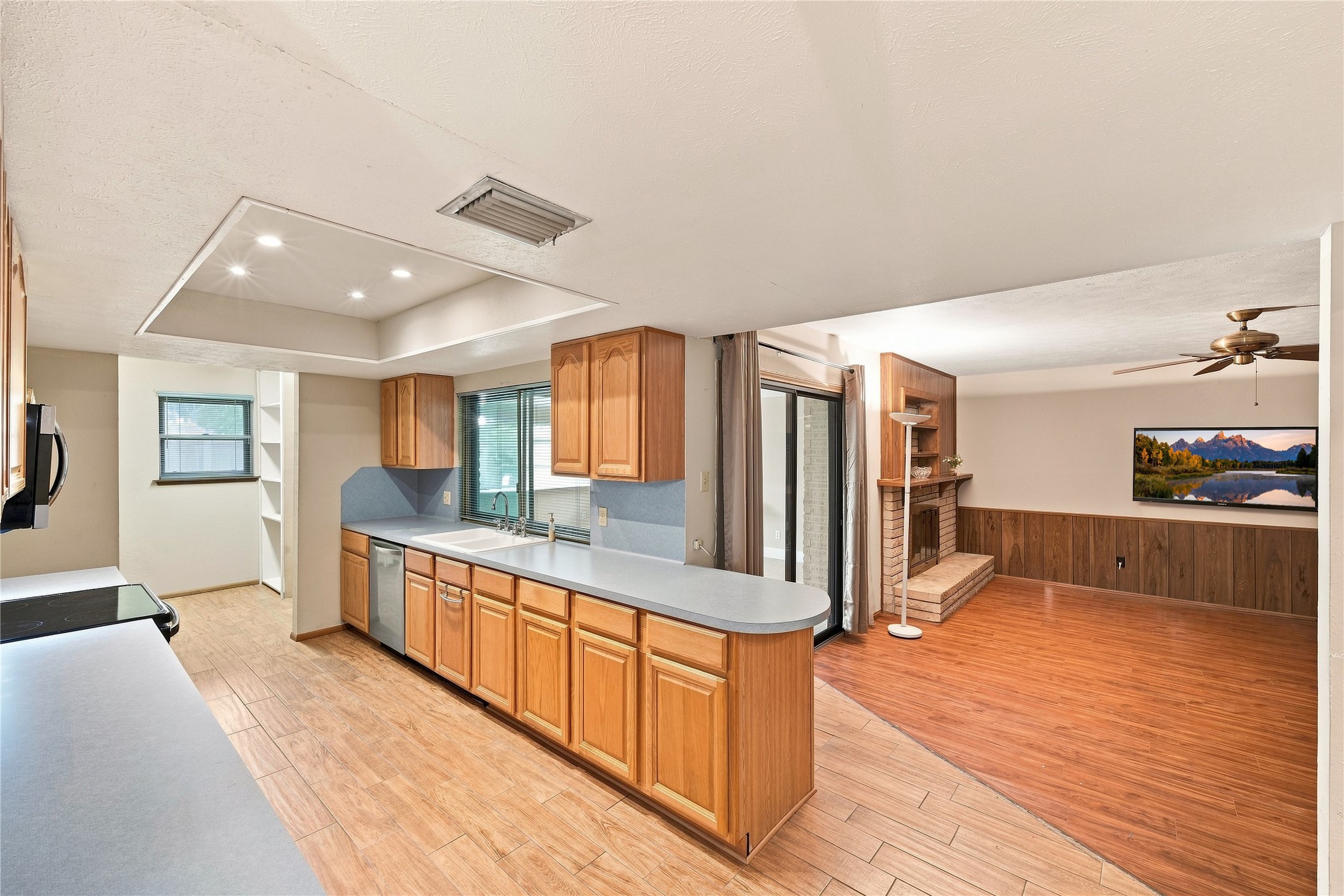 3814 Rolling Terrace Drive Spring, TX 77388 - Photo 16 of 39 Gallery Image 16