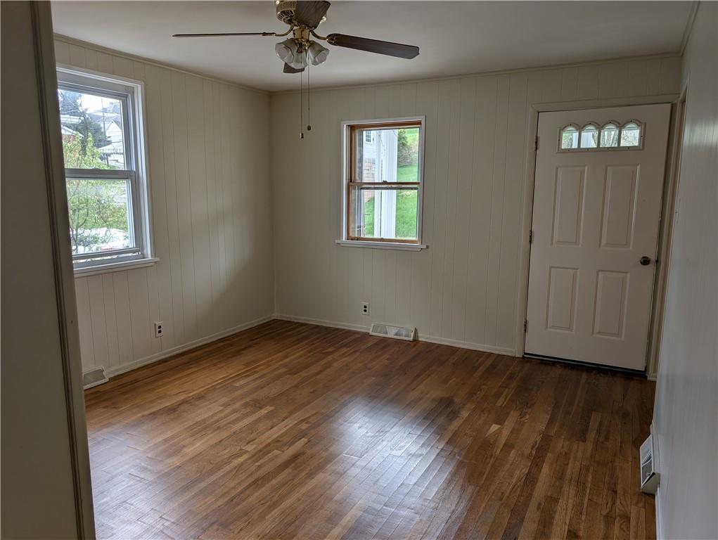 623 Conrad Avenue Charleroi, PA 15022 - Photo 5 of 10