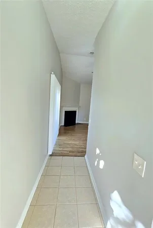 a view of entryway with a rug
