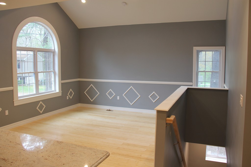 2 Holly Road Holbrook, MA 02343 - Photo 3 of 10