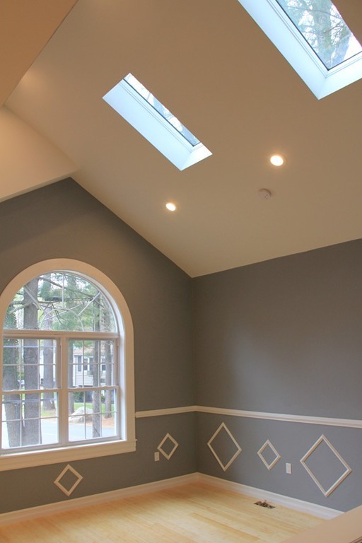 2 Holly Road Holbrook, MA 02343 - Photo 4 of 10