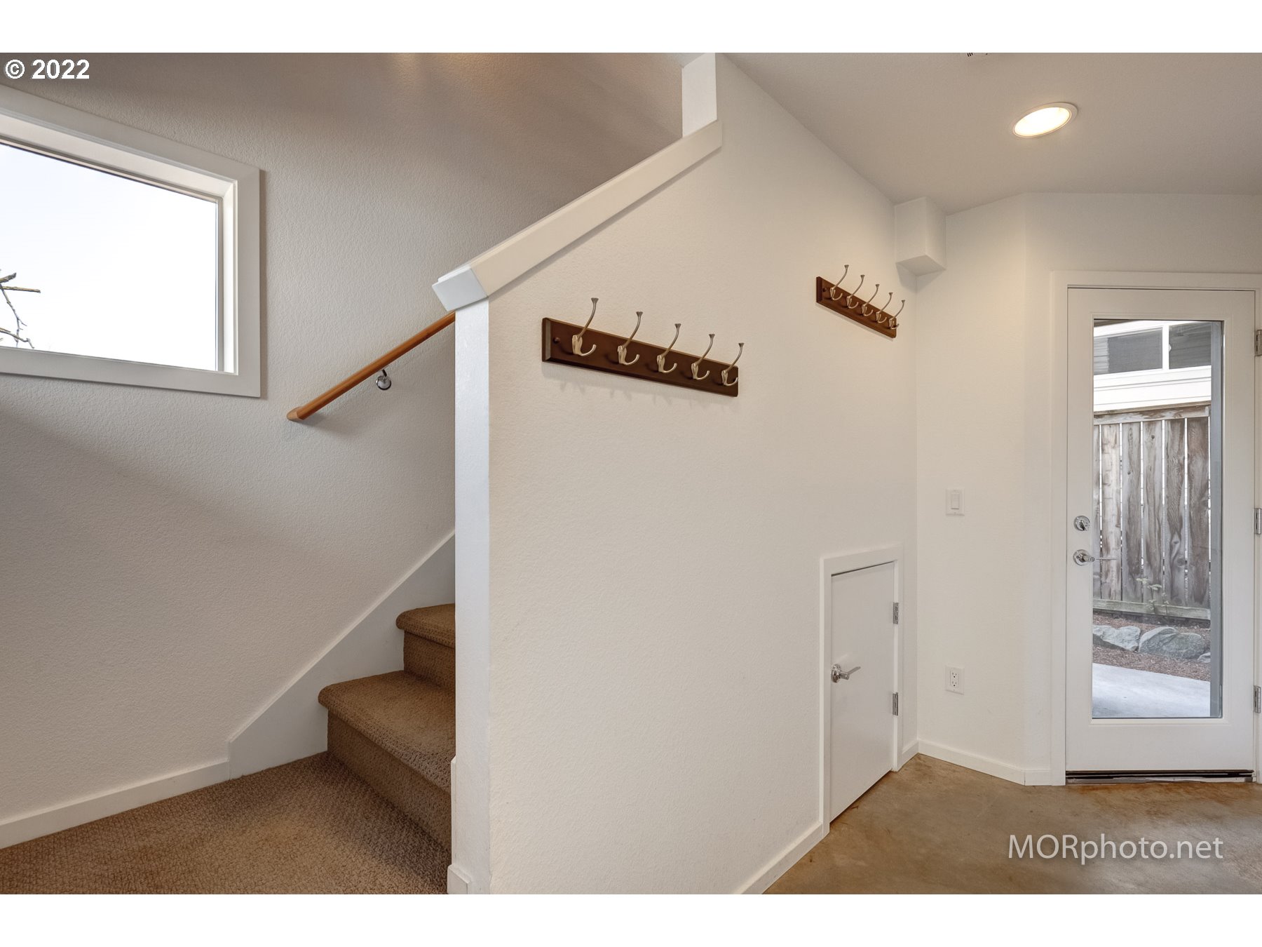 1208 North Morgan Street Portland, OR 97217 - Photo 20 of 23 a view of an entryway