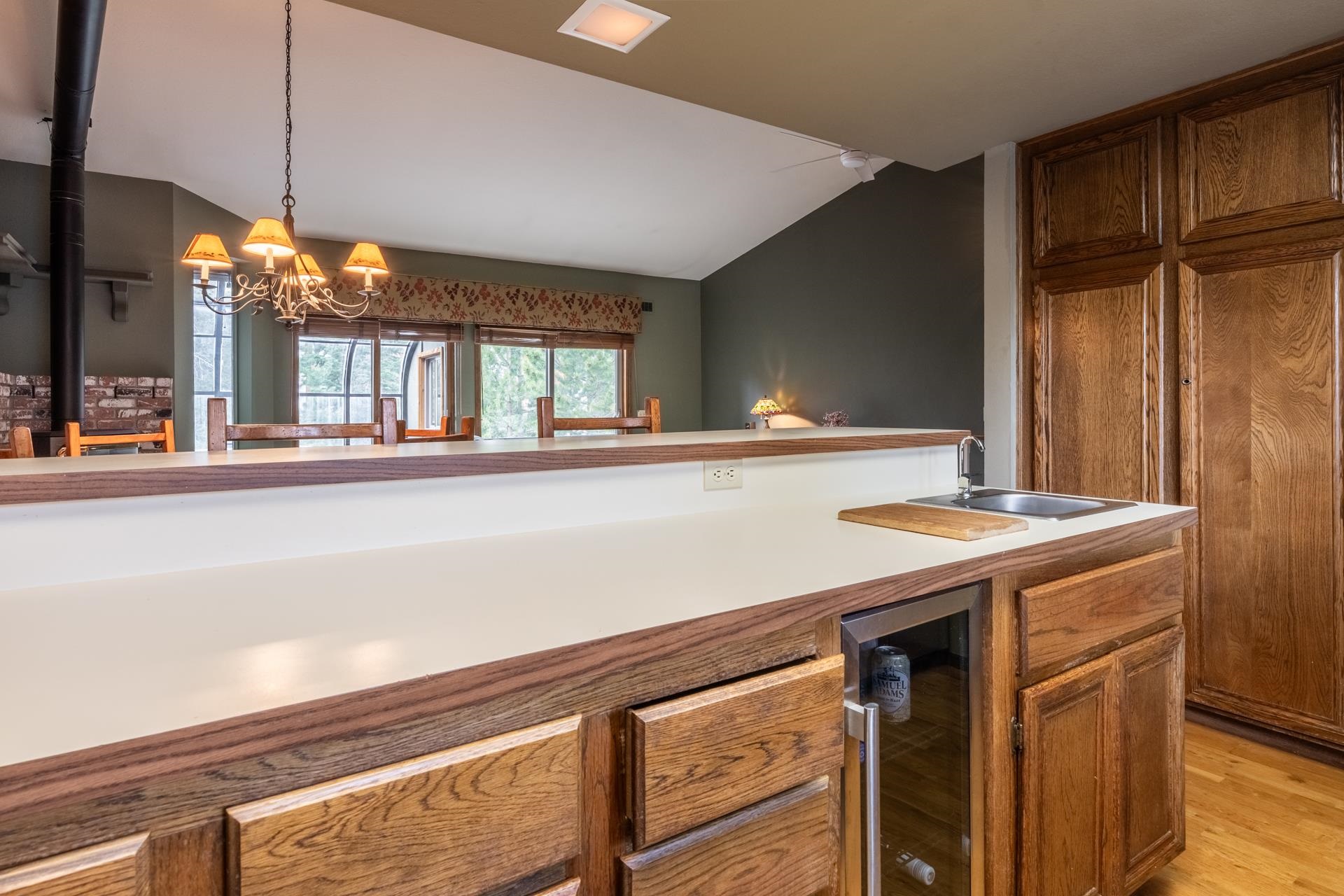 384 Joaquin Road, Unit 25 Mammoth Lakes, CA 93546 - Photo 12 of 32 Gallery Image 12
