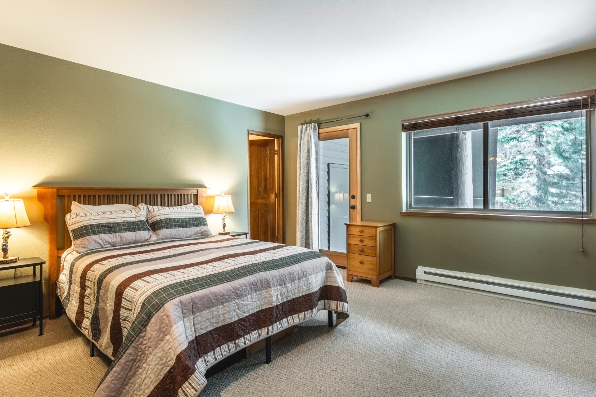 384 Joaquin Road, Unit 25 Mammoth Lakes, CA 93546 - Photo 23 of 32 Gallery Image 23