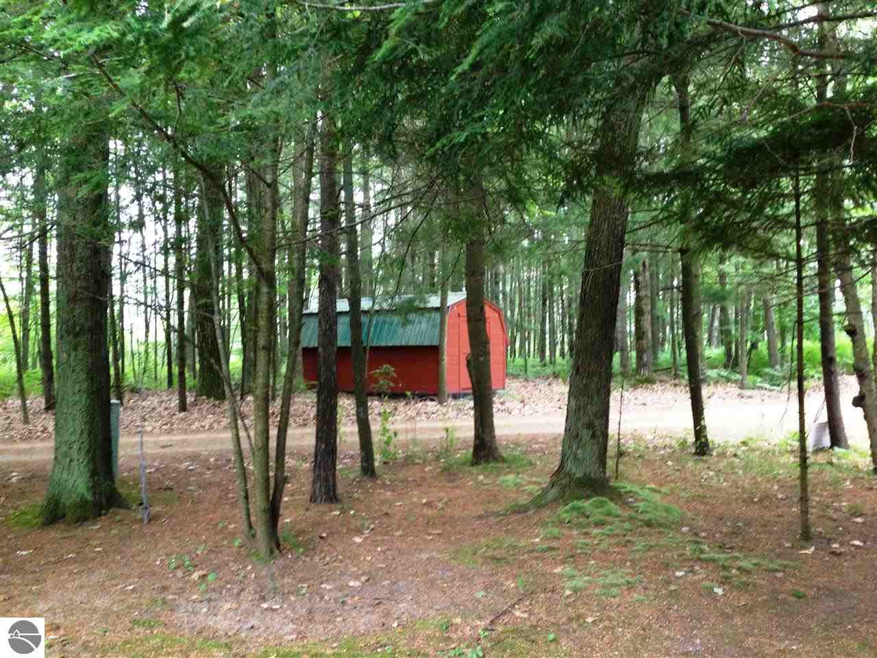 6206 Karlin Road Interlochen, MI 49643 - Photo 28 of 36 1775851-27.JPG