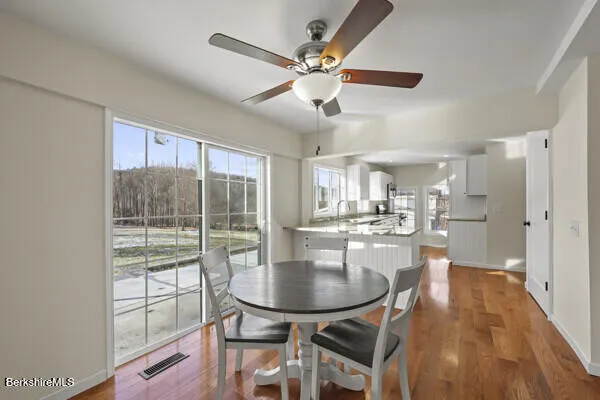 $389,000 | 1108 Highway 295, East Chatham, NY 12060