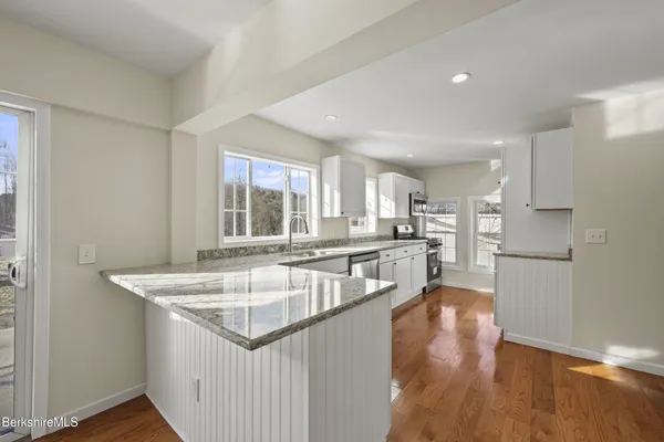 $389,000 | 1108 Highway 295, East Chatham, NY 12060