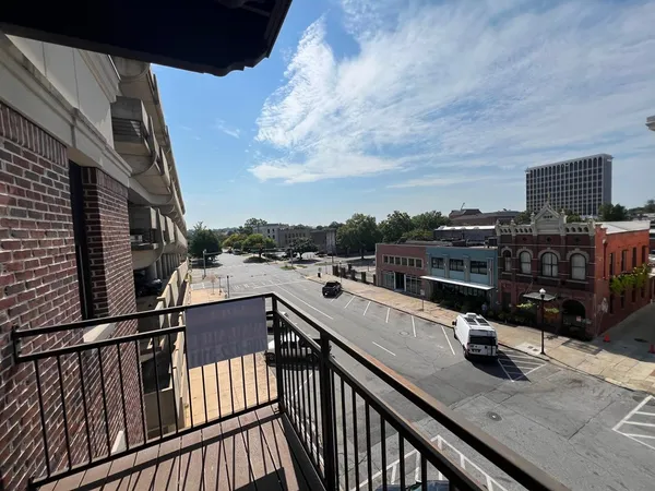 $1,500 | 15 11th Street, Unit C, Columbus, GA 31901