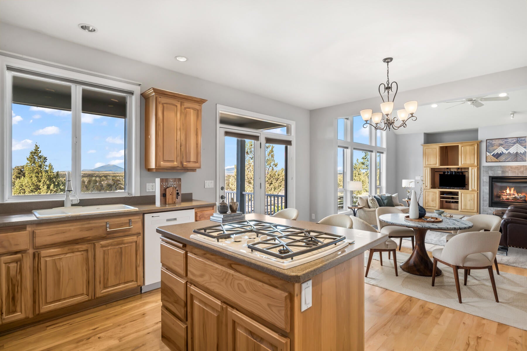 17040 Southwest Steelhead Road Terrebonne, OR 97760 - Photo 19 of 67 Kitchen 2
