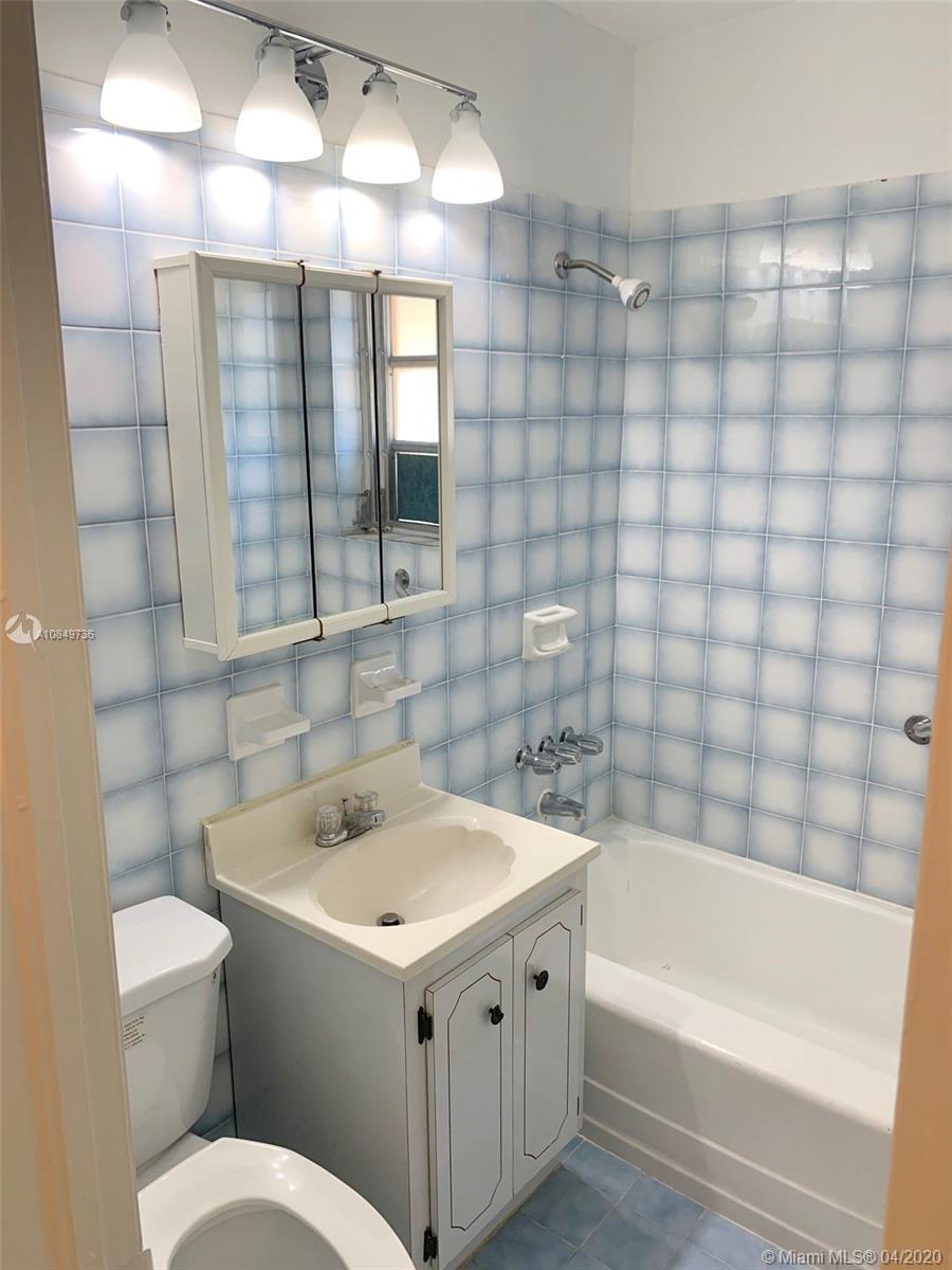 7515 Southwest 29th Street Miami, FL 33155 - Photo 17 of 23