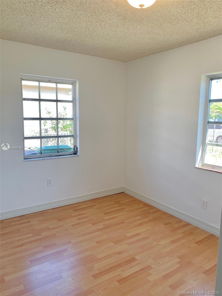 7515 Southwest 29th Street Miami, FL 33155 - Photo 20 of 23