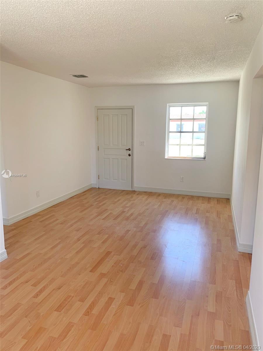 7515 Southwest 29th Street Miami, FL 33155 - Photo 6 of 23
