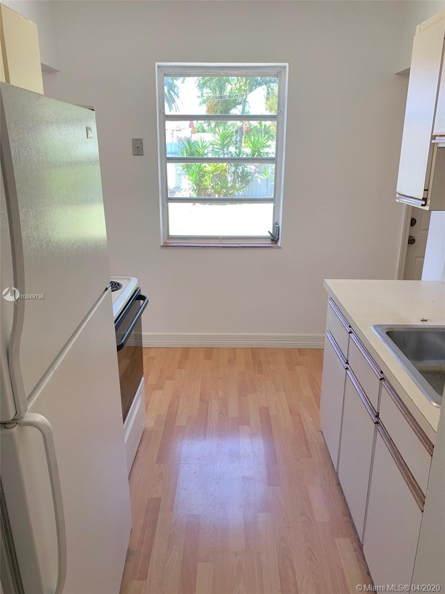 7515 Southwest 29th Street Miami, FL 33155 - Photo 7 of 23