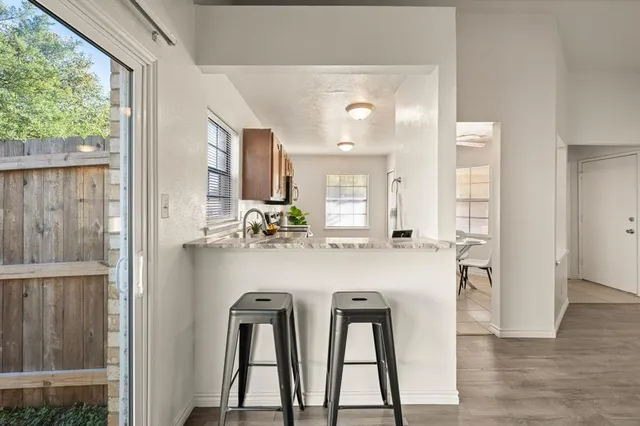 $294,500 | 408 Moss Hill Lane, Euless, TX 76039