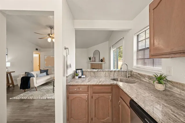 $294,500 | 408 Moss Hill Lane, Euless, TX 76039