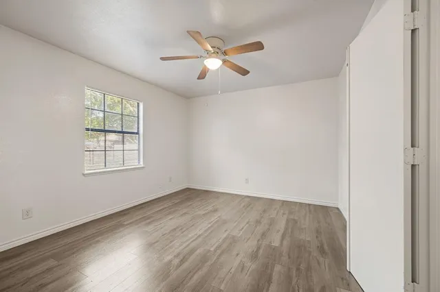 $294,500 | 408 Moss Hill Lane, Euless, TX 76039