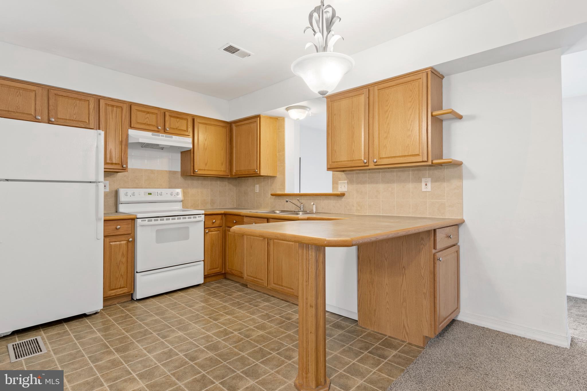 22 Markel Road Malvern, PA 19355 - Photo 8 of 23 Gallery Image 8