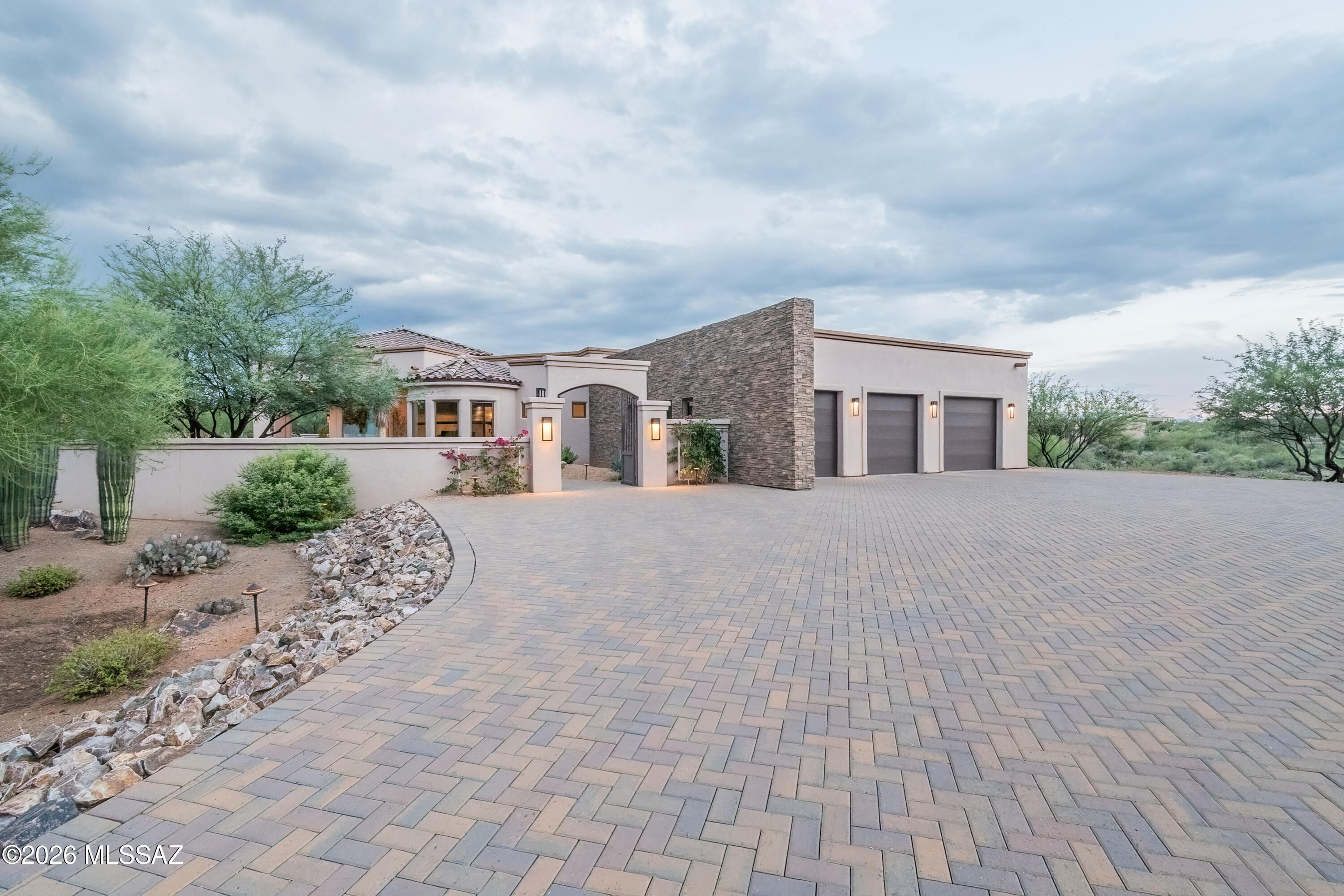 14738 East Diamond B Ranch Place Vail, AZ 85641 - Photo 5 of 50 Exterior 2