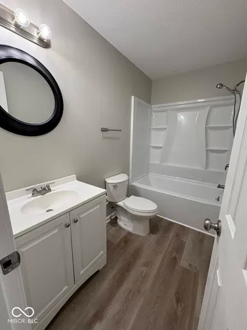 $280,000 | 144 Meadow Glen Drive, Avon, IN 46123