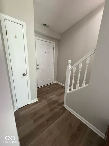 $280,000 | 144 Meadow Glen Drive, Avon, IN 46123