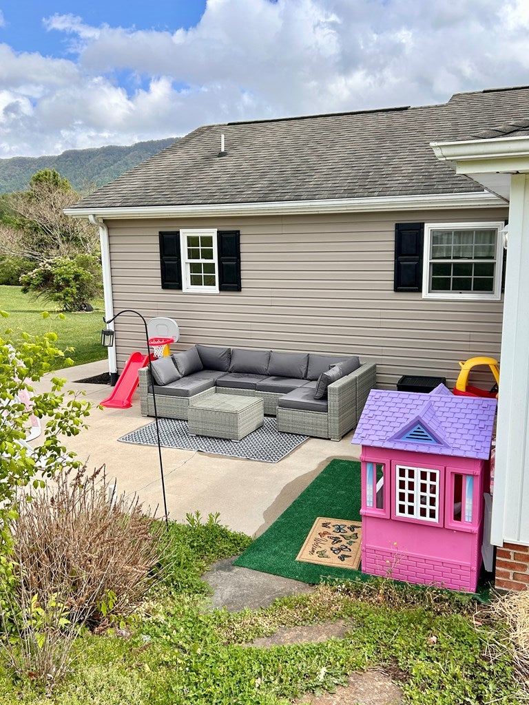 1319 Stonebruise Road Lebanon, VA 24266 - Photo 44 of 48 Gallery Image 44