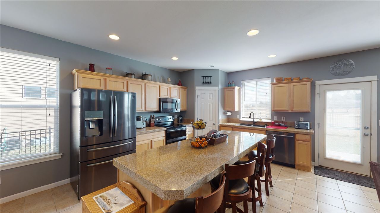 7611 South Fruitvale Road Cheney, WA 99004 - Photo 9 of 20