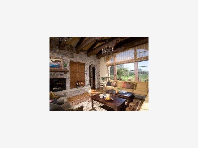 419 Estrella Doro Monterey, CA 93940 - Photo 4 of 9