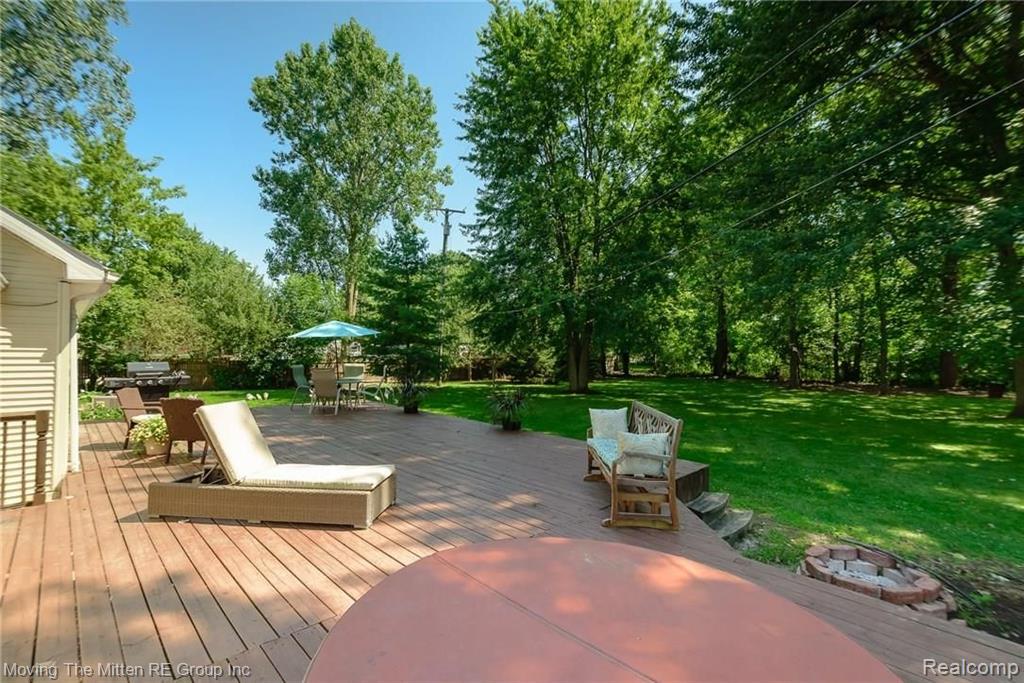 21785 Rust Road New Boston, MI 48164 - Photo 31 of 34
