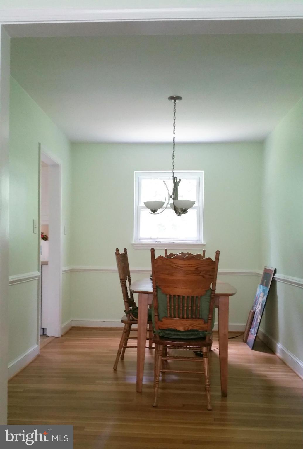 4066 Adams Drive Silver Spring, MD 20902 - Photo 4 of 20 Living Room