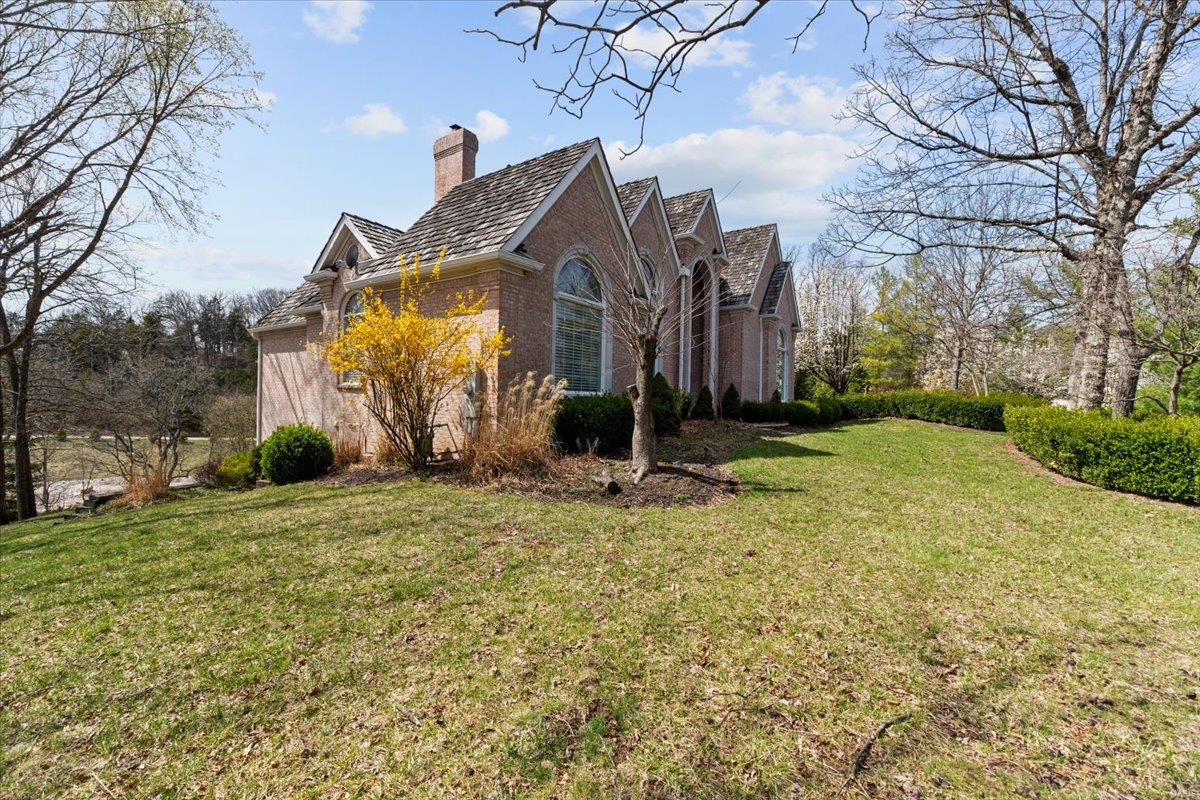 232 St Georges Drive St. Albans, MO 63073 - Photo 7 of 69