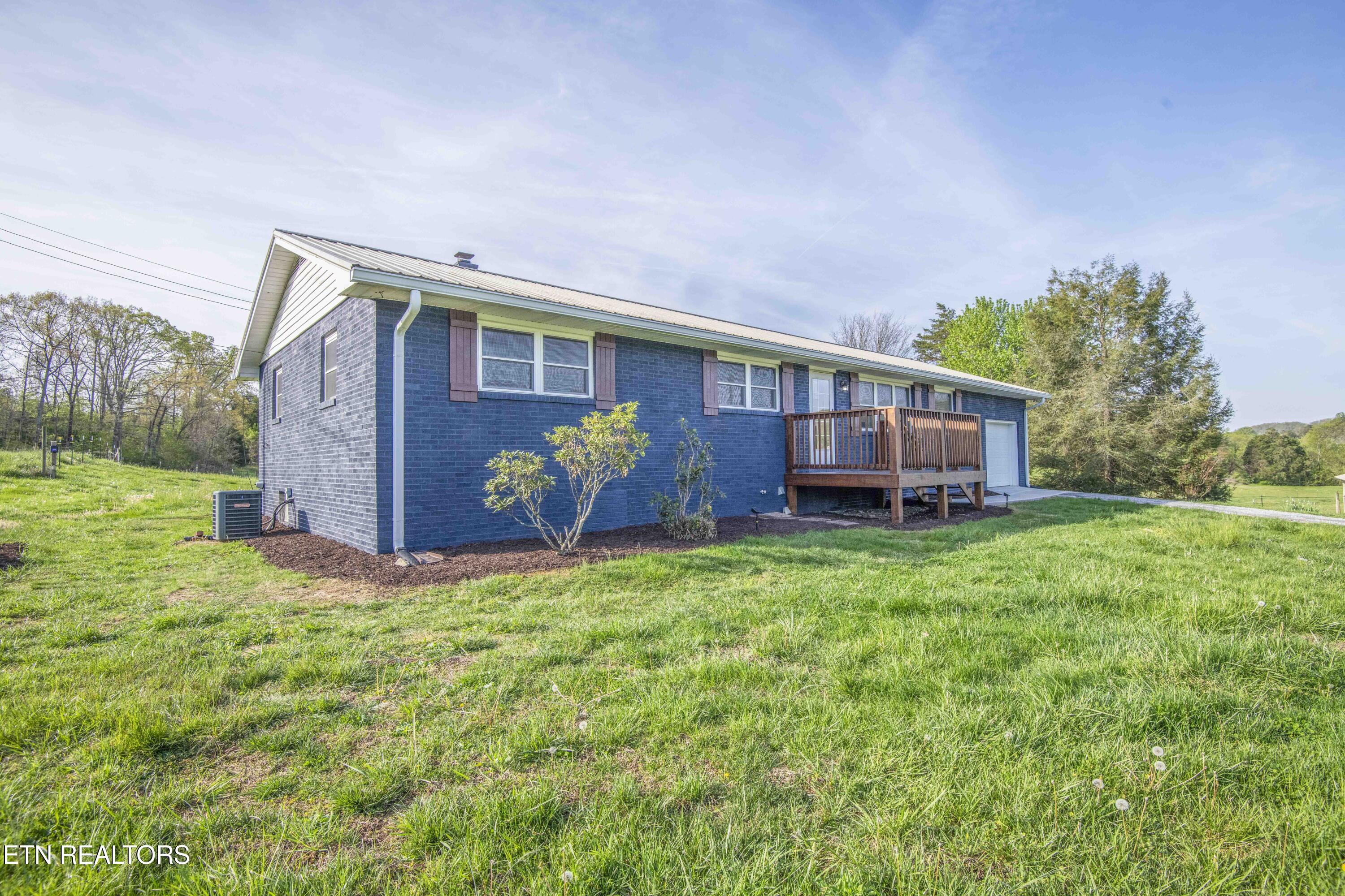 10732 Richland Road Mascot, TN 37806 - Photo 3 of 59 exterior 3_1