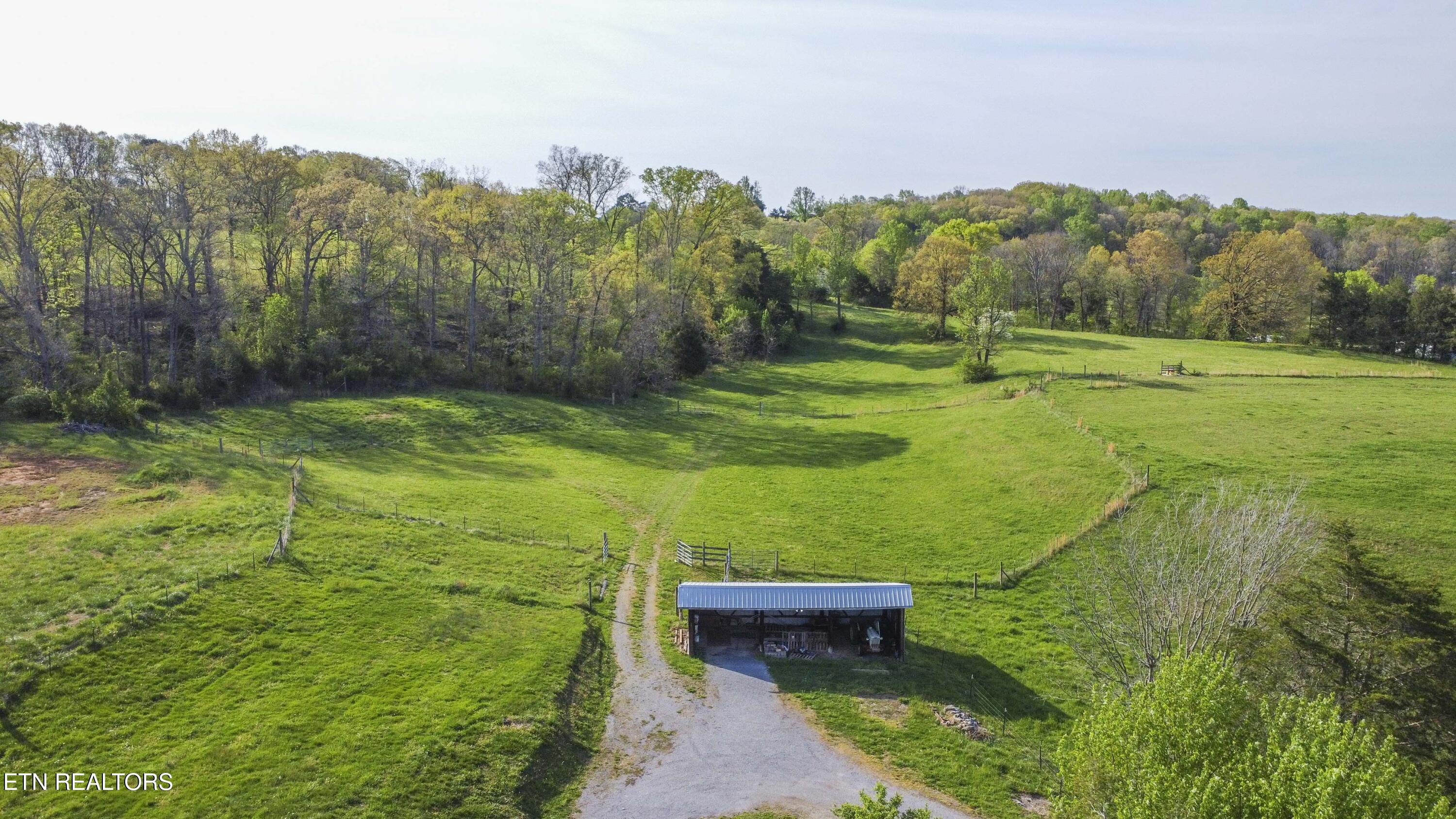 10732 Richland Road Mascot, TN 37806 - Photo 45 of 59 drone 35_1