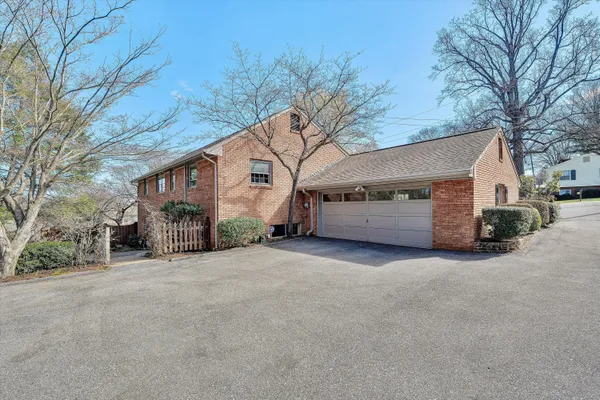 $519,000 | 2240 Pommel Drive, Roanoke, VA 24018