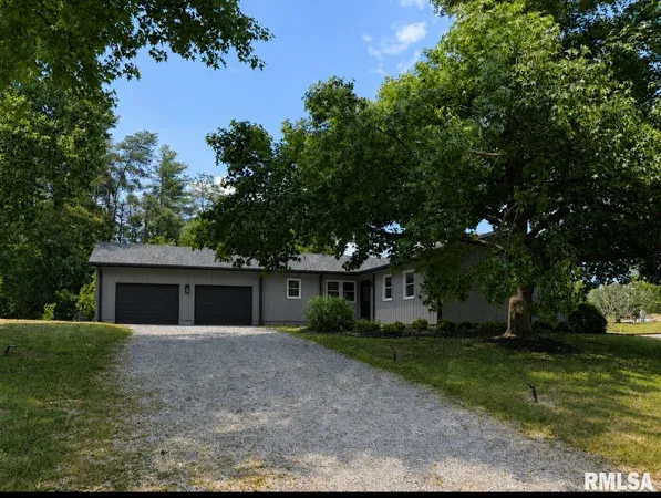 $209,900 | 15 Pine Lane, Murphysboro, IL 62966
